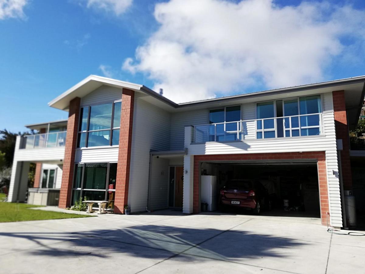 Whaka Heights Bed & Breakfast Christchurch Bagian luar foto