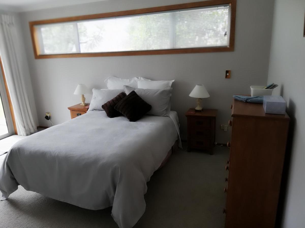 Whaka Heights Bed & Breakfast Christchurch Bagian luar foto